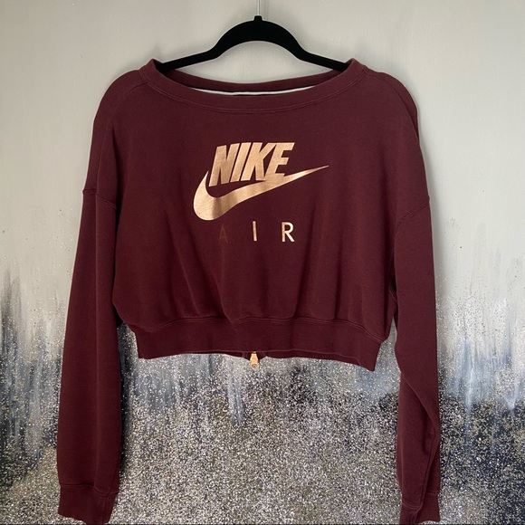Nike Tops - Nike cropped crew neck sweatshirt maroon red with rose gold logo and zipper